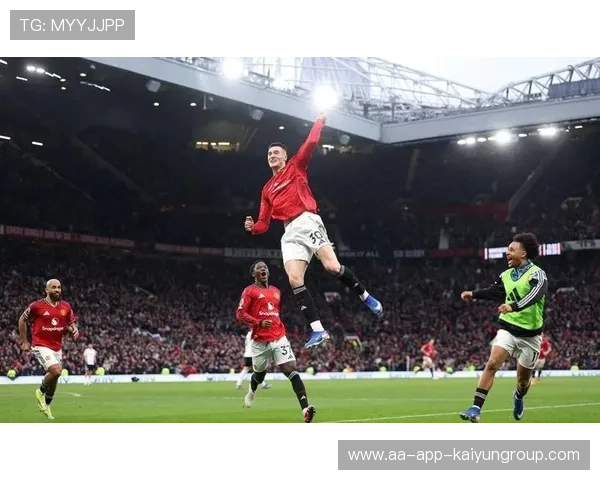 曼联核心谢什科继续领跑球队,备战热刺关键战 曼联核心谢什科继续领跑球队,备战热刺关键战